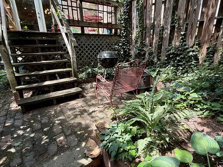 4518 Regent St — Photo 36