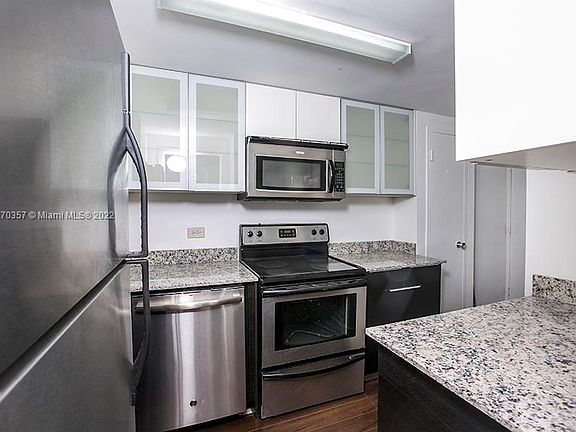 2nd image of 999 Brickell Bay Dr APT 706