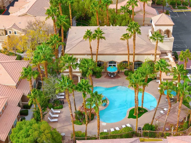 Resort at The Lakes — Photo 59
