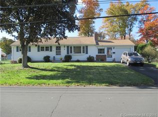 8 Windham Rd, Enfield, CT 06082