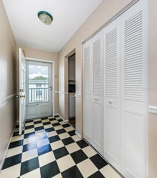 1706 Belleair Forest Dr #322 — Photo 4