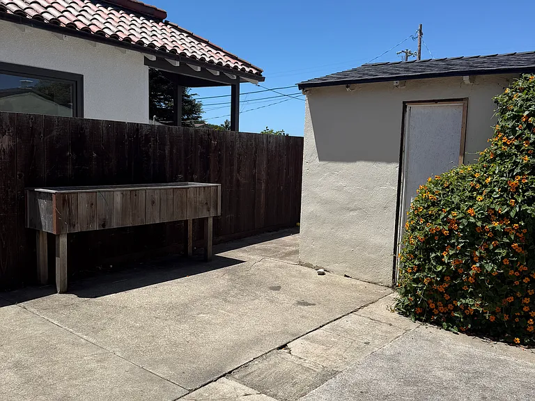 926 Main St — Photo 24