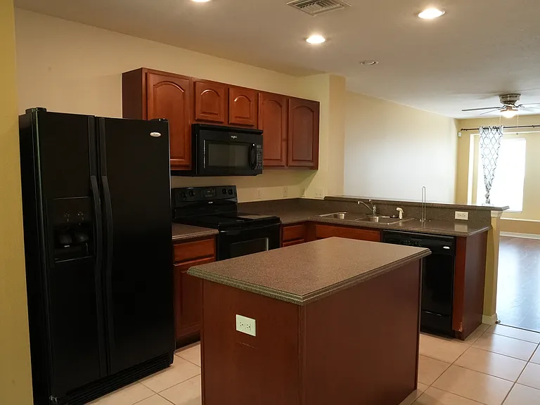 8829 White Sage Loop — Photo 6
