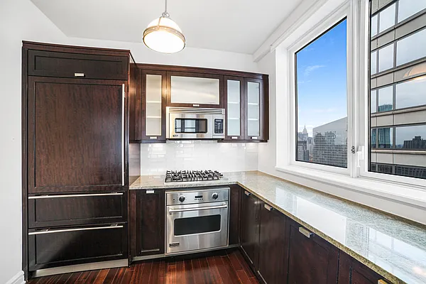 Rented by Nest Seekers International | media 37