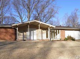 1591 Ross Ave, Saint Louis, MO