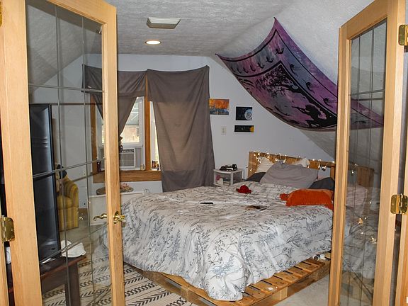 3rd image of 1956 11th Avenue Ct