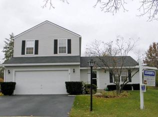 7 Weston Ct, Streamwood, IL