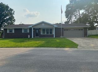 735 Fir Dr, Saint Charles, MO 63301