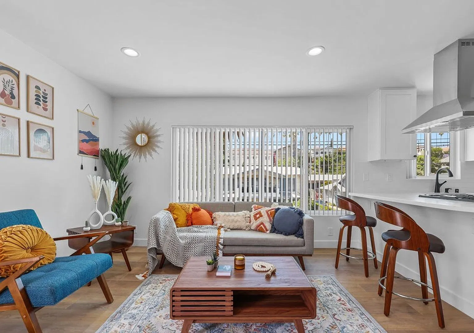 1 bed, 720 sqft, $2,795 — Photo 2