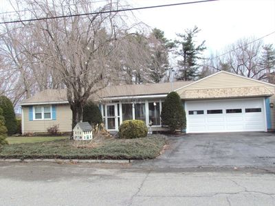 39 Vine St, Fitchburg, MA, 01420