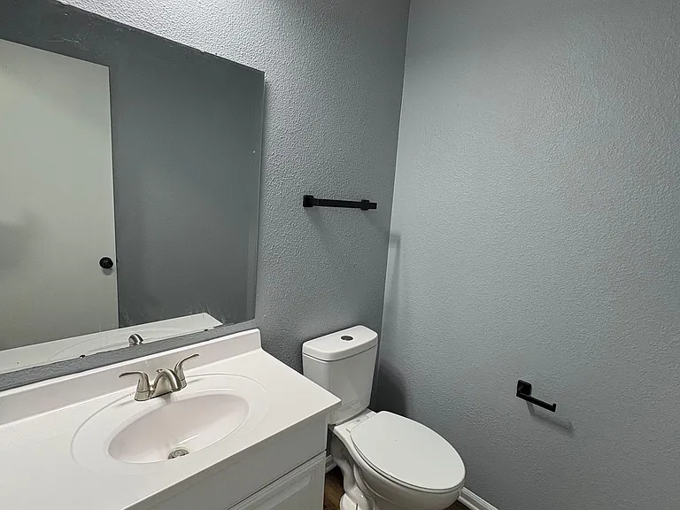 4134 Apple Creek Dr — Photo 15
