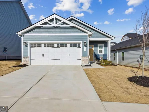 353 Moosehead Trl, Hoschton, GA 30548