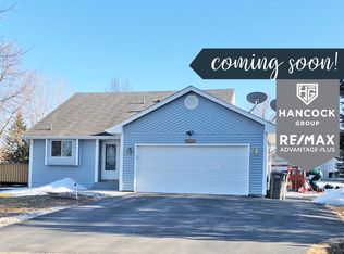 2233 Kessler Ln, Chaska, MN 55318