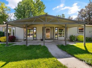 1200 Artesian Rd TRLR 44, Eagle, ID 83616