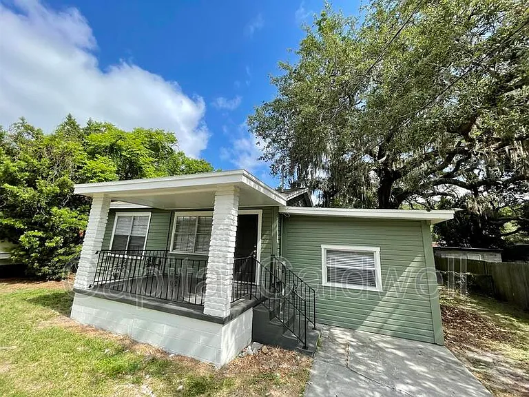 1904 E Emma St — Photo 21