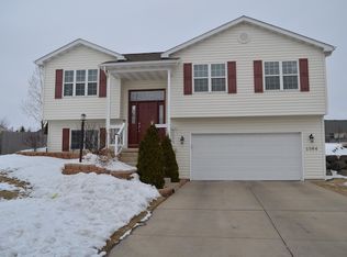 1364 Swordleaf Ln, Sun Prairie, WI 53590