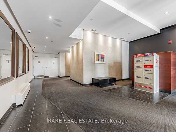 4th image of 42 Camden St #302