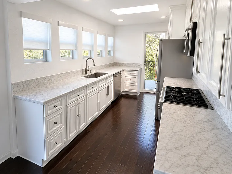 3784 Deervale Dr — Photo 3