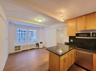 25 Tudor City Pl APT 219, Manhattan, NY