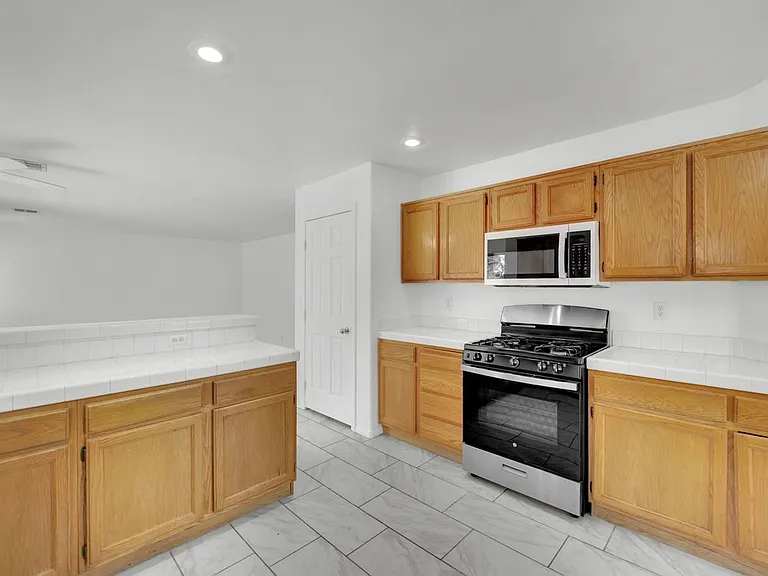 168 Herbie Ln — Photo 10
