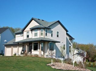 2005 Amberg Cir, Chaska, MN 55318