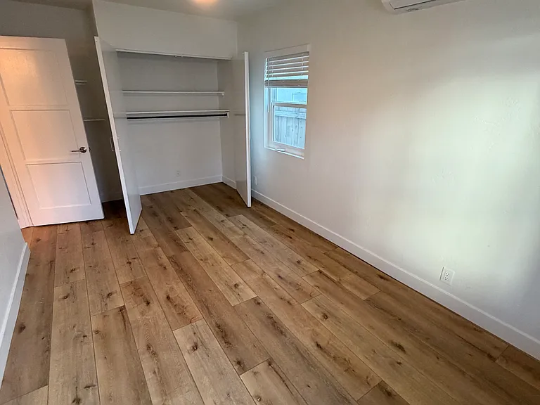 6262 Stewart St — Photo 22