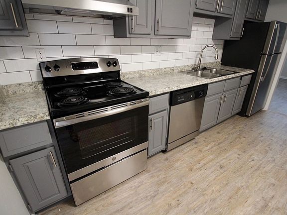 2nd image of 3015 Eaton St #2B