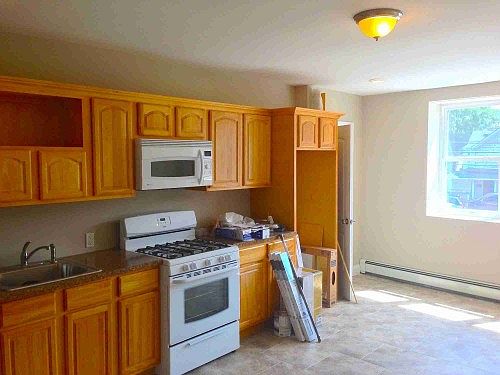 2nd image of 294 Uniondale Ave