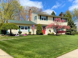 20 Marc Dr, Matawan, NJ 07747