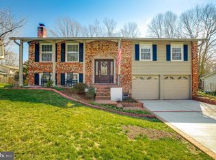 6919 Raspberry Plain Pl, Springfield, VA 22153