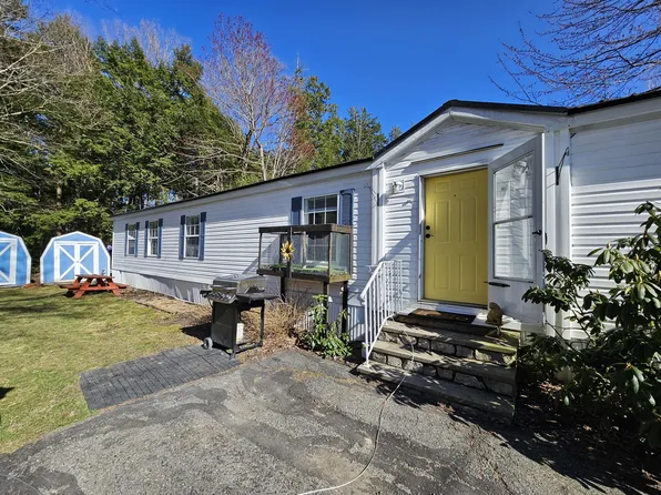 73 Pineland Drive, Winthrop, ME 04364