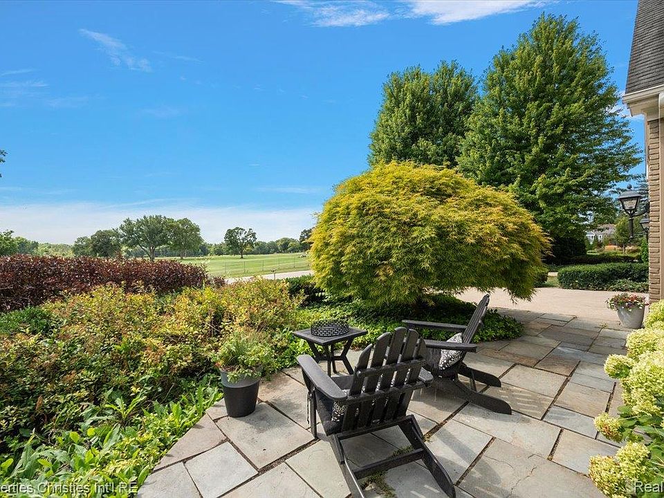 2010 Northlawn Blvd, photo 3