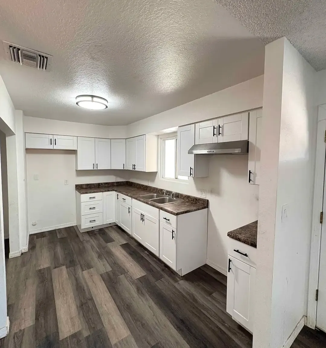 3 bed, 1481 sqft, $1,950 — Photo 3