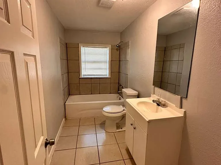 306 Lake Rd — Photo 10