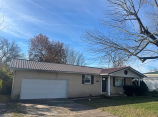 512 E Lindon Street, Bolivar, MO 65613