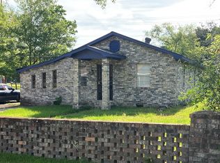 4506 Charles St, Moss Point, MS 39563