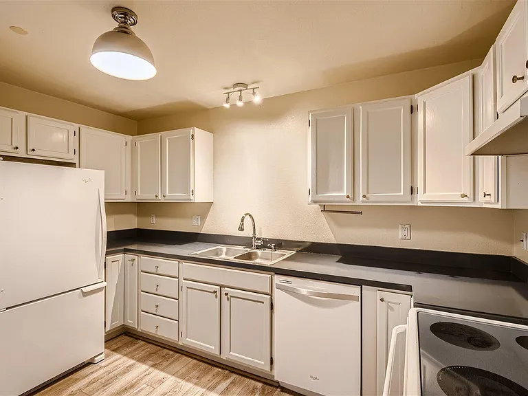 3410 SE 116th Ave #C — Photo 4