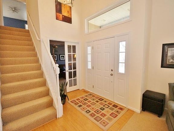 4th image of 144 Pettis Ave NE