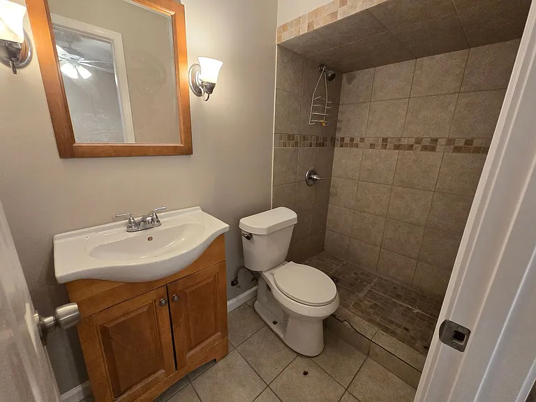 3540 Farwood Dr — Photo 10