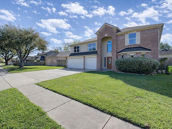 4th image of 1831 Courtside Place Dr