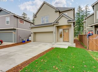 96 SE Shahala Dr, Cascade Locks, OR 97014