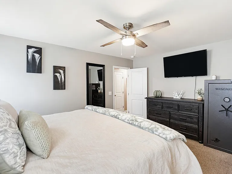 320 Honeycomb Ln — Photo 22