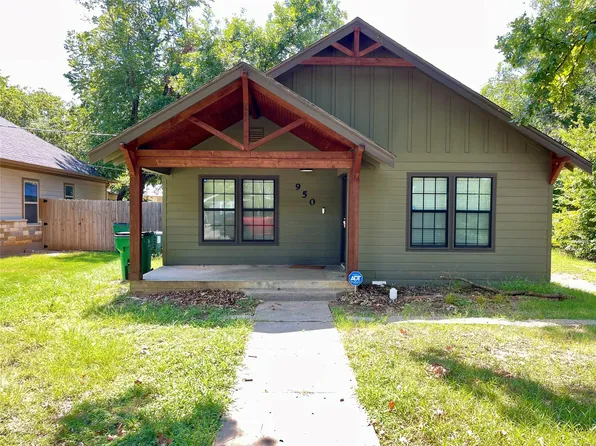 950 N McCart St, Stephenville, TX 76401