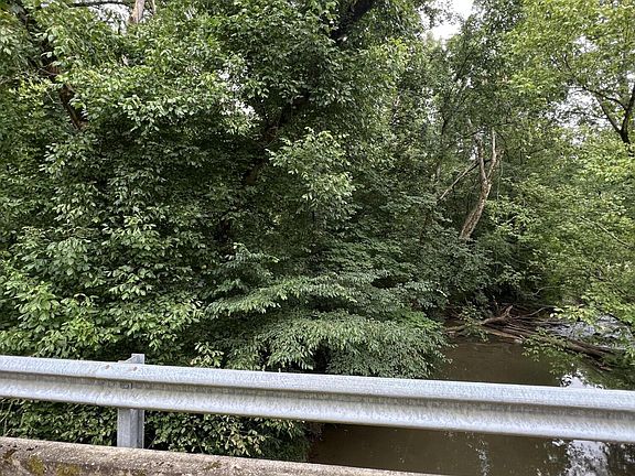 3rd image of 299 County Road 2