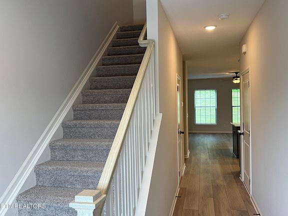 2nd image of 8966 Keenberg Ln