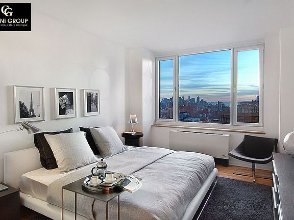 5th image of 635 W 42nd St APT 41F