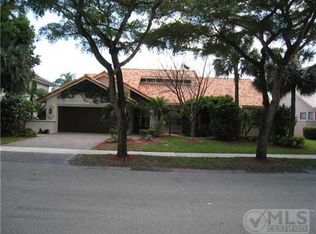 1820 Parkside Cir S, Boca Raton, FL 33486