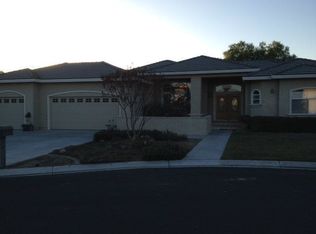 25 Jess Ct, Hollister, CA 95023