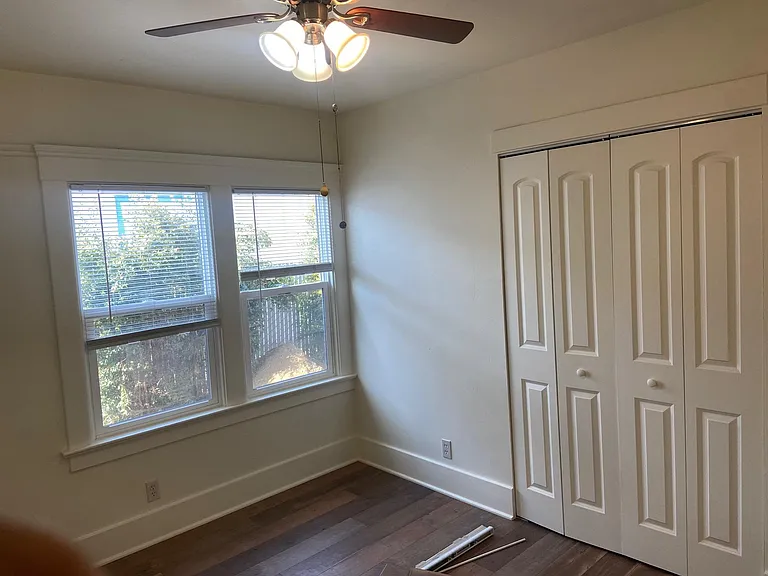 114 Glenwood Ave — Photo 9