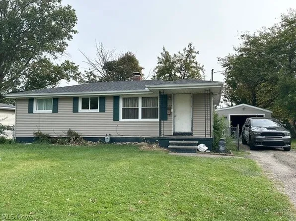 2425 Reeves Ave, Lorain, OH 44052